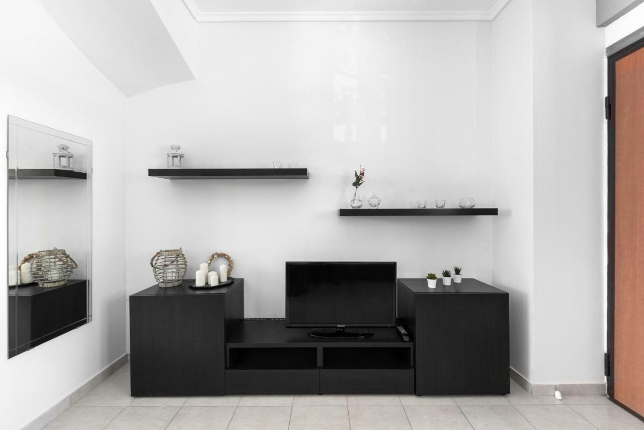 Nikiti Maisonette On The Beach By Luxlikehome מראה חיצוני תמונה